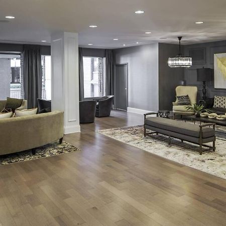 Elegant Apartment W Views At Crystal City Arlington Exterior foto