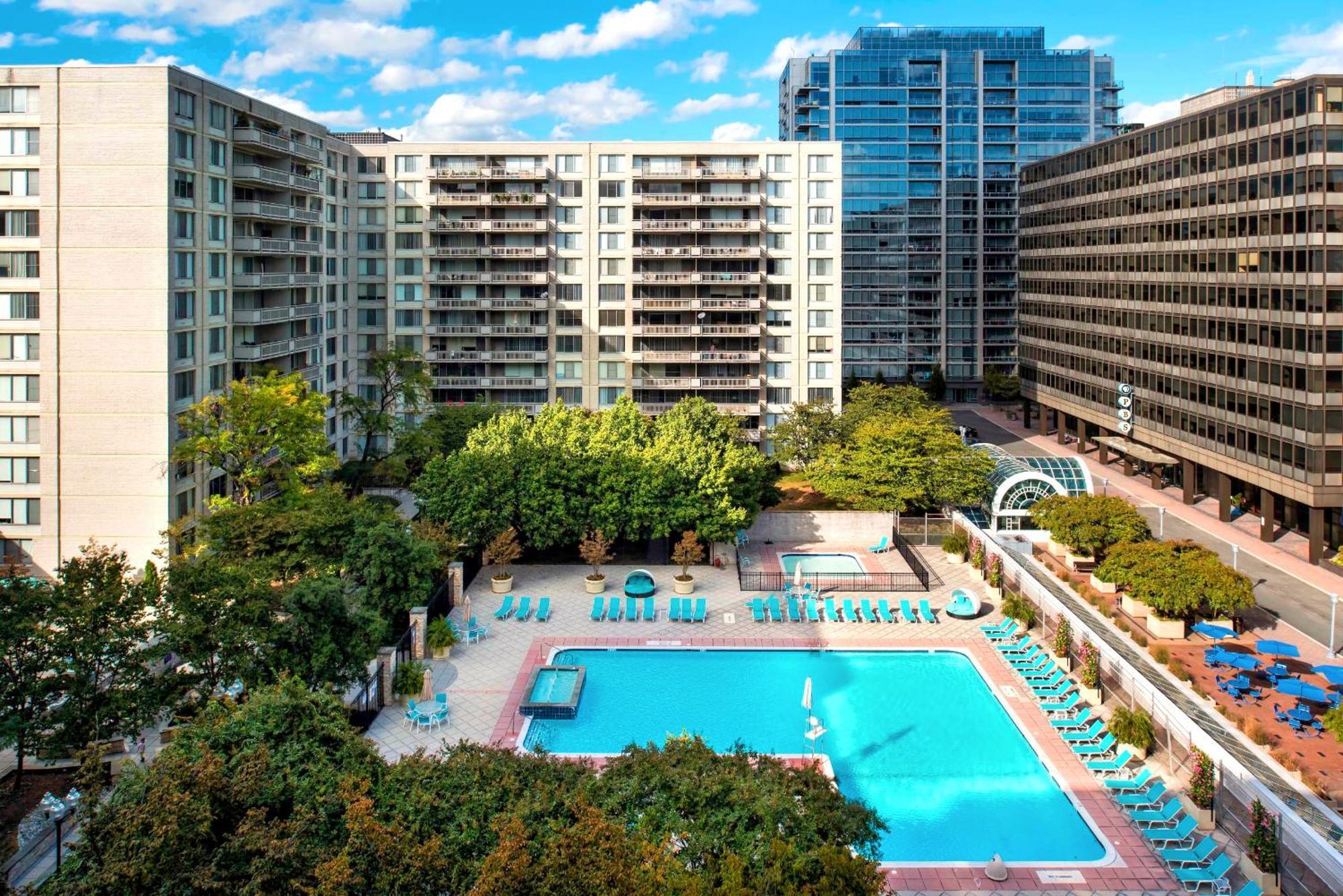 Elegant Apartment W Views At Crystal City Arlington Exterior foto